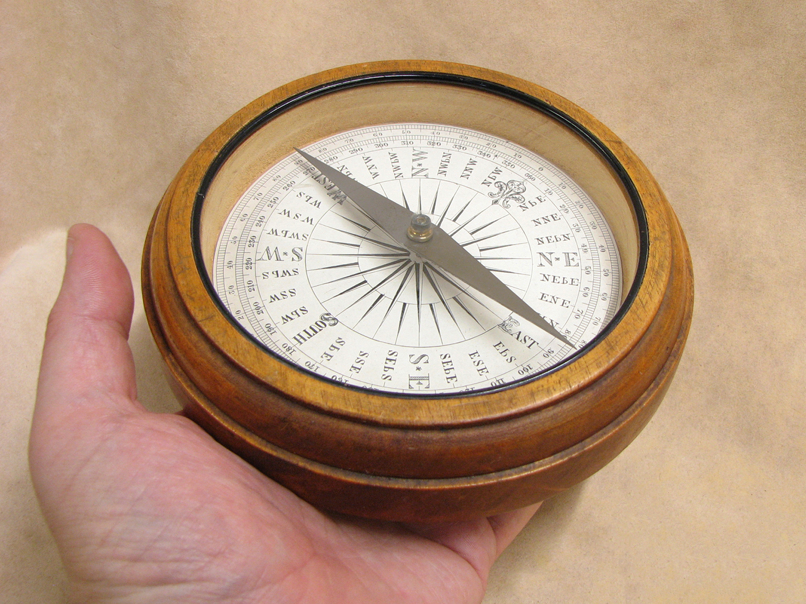 Late 19th century Francis Barker oak cased desktop compass with Trademark London logo